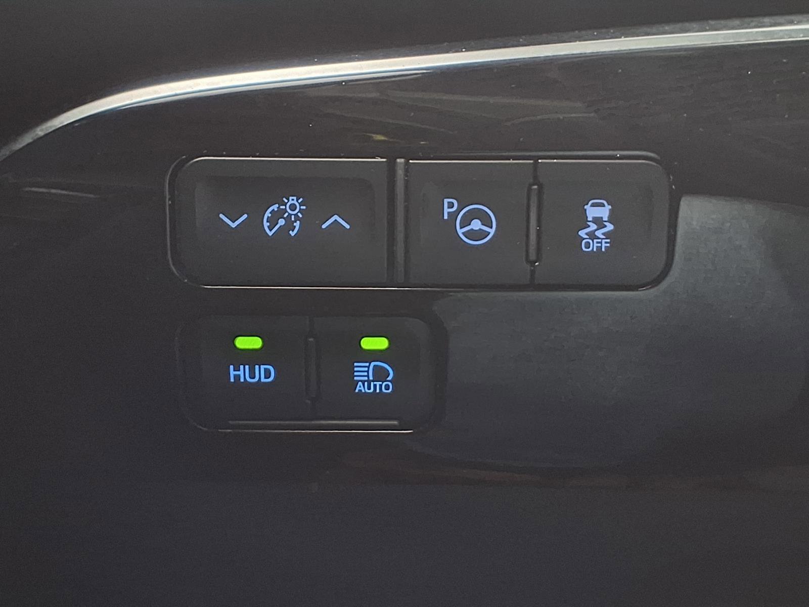 Used 2022 Toyota Prius Limited w/ Premium Convenience Package image 16