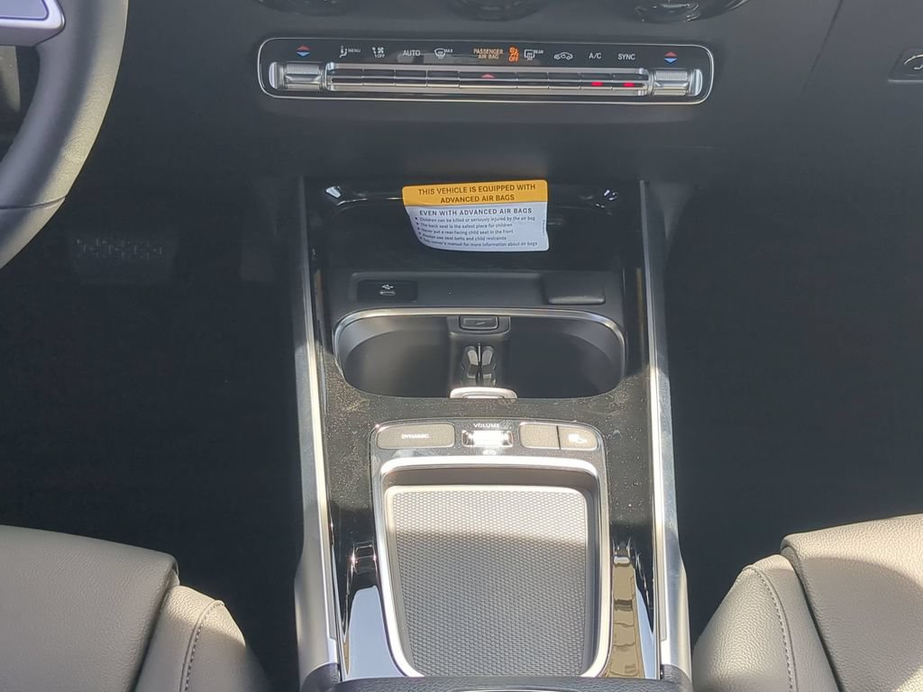 Certified 2024 Mercedes-Benz GLB 250 4MATIC image 15