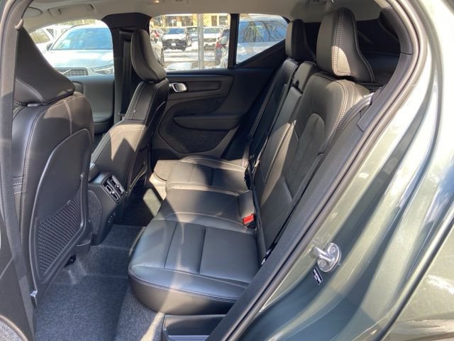 New 2026 Volvo XC40 B5 Ultra w/ Climate Package image 14