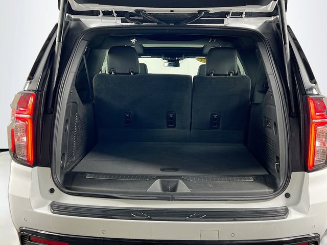 Used 2024 Chevrolet Suburban RST w/ Luxury Package image 27