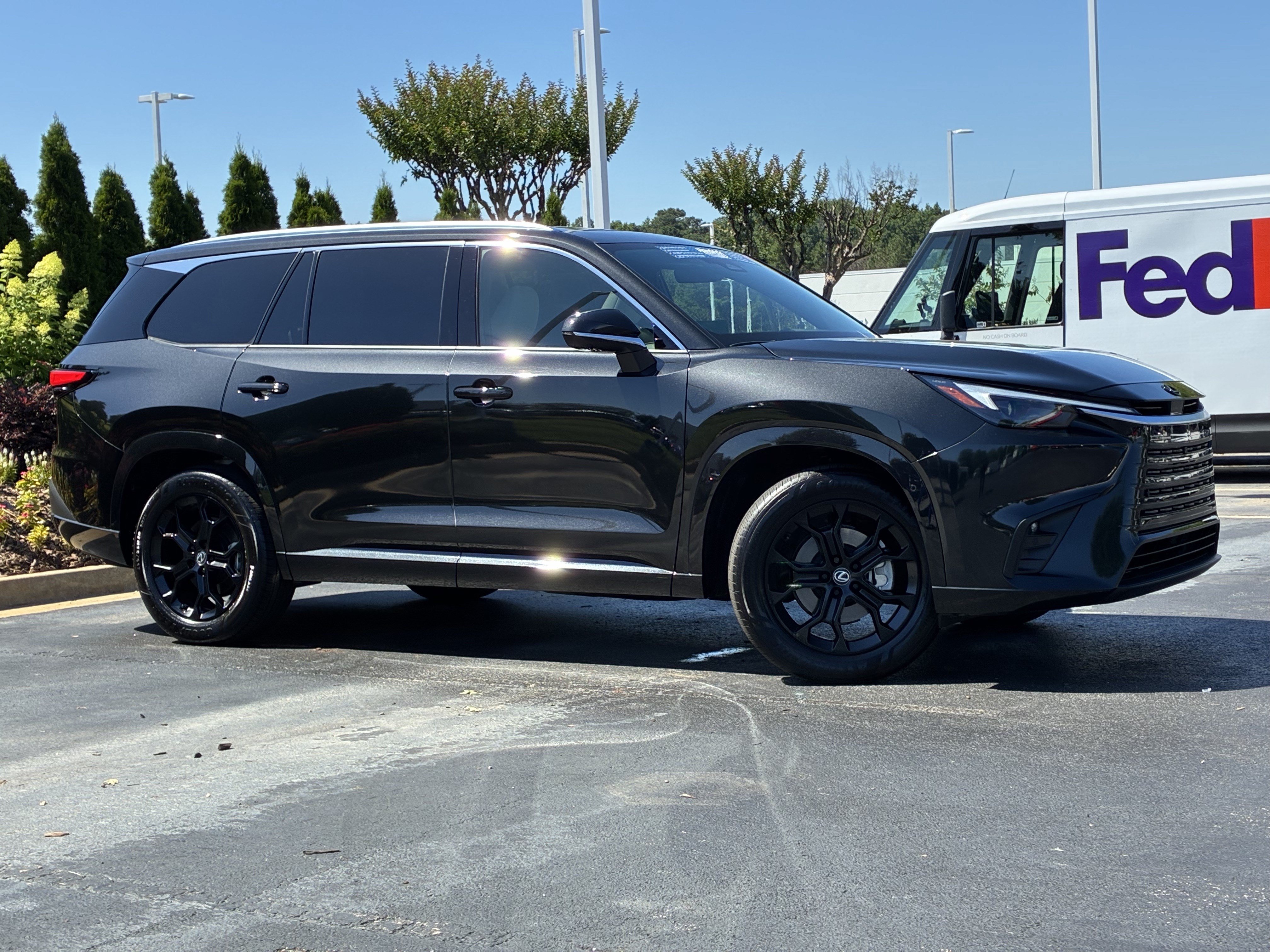 Used 2025 Lexus TX 350 AWD w/ Technology Package image 3