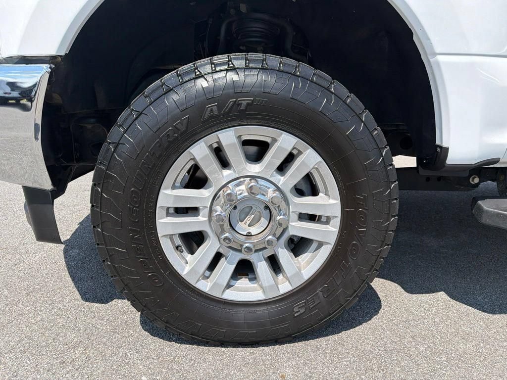 Used 2017 Ford F250 XLT AWD/4WD image 10