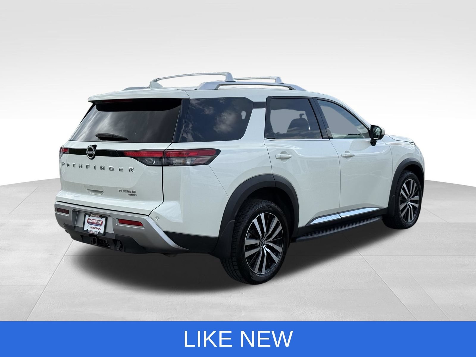 Used 2023 Nissan Pathfinder Platinum w/ Lighting Package (N93) AWD/4WD image 11