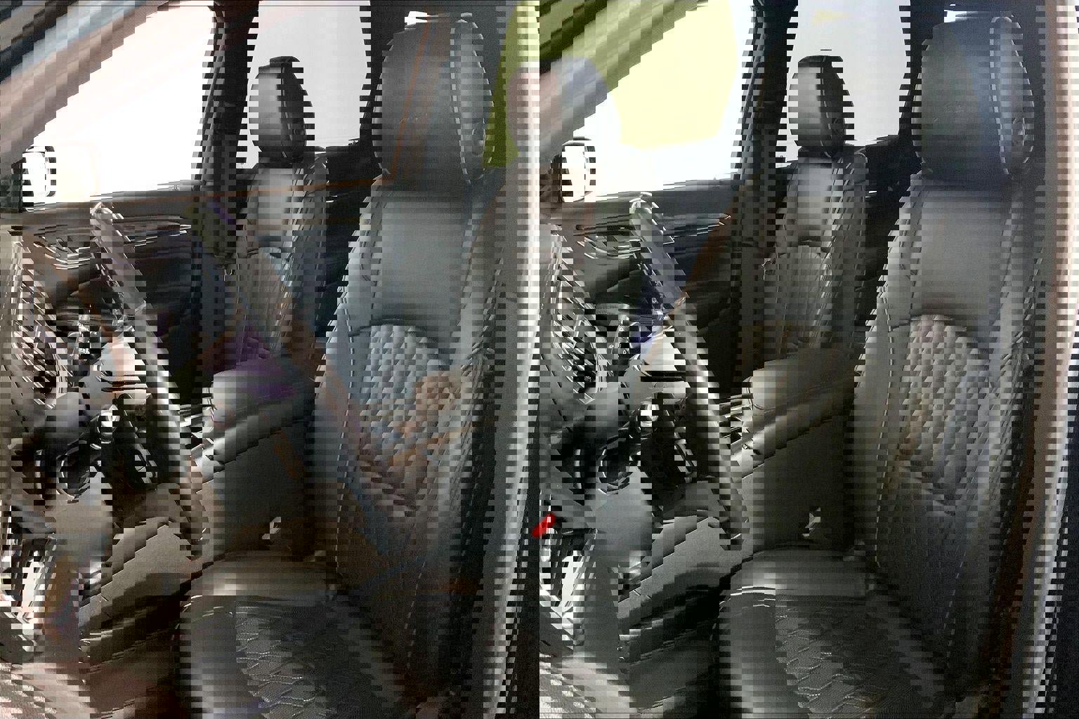 Used 2022 Buick Enclave Avenir w/ Avenir Technology Package image 22