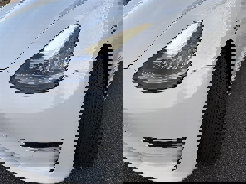Used 2018 Tesla Model 3 Long Range image 31