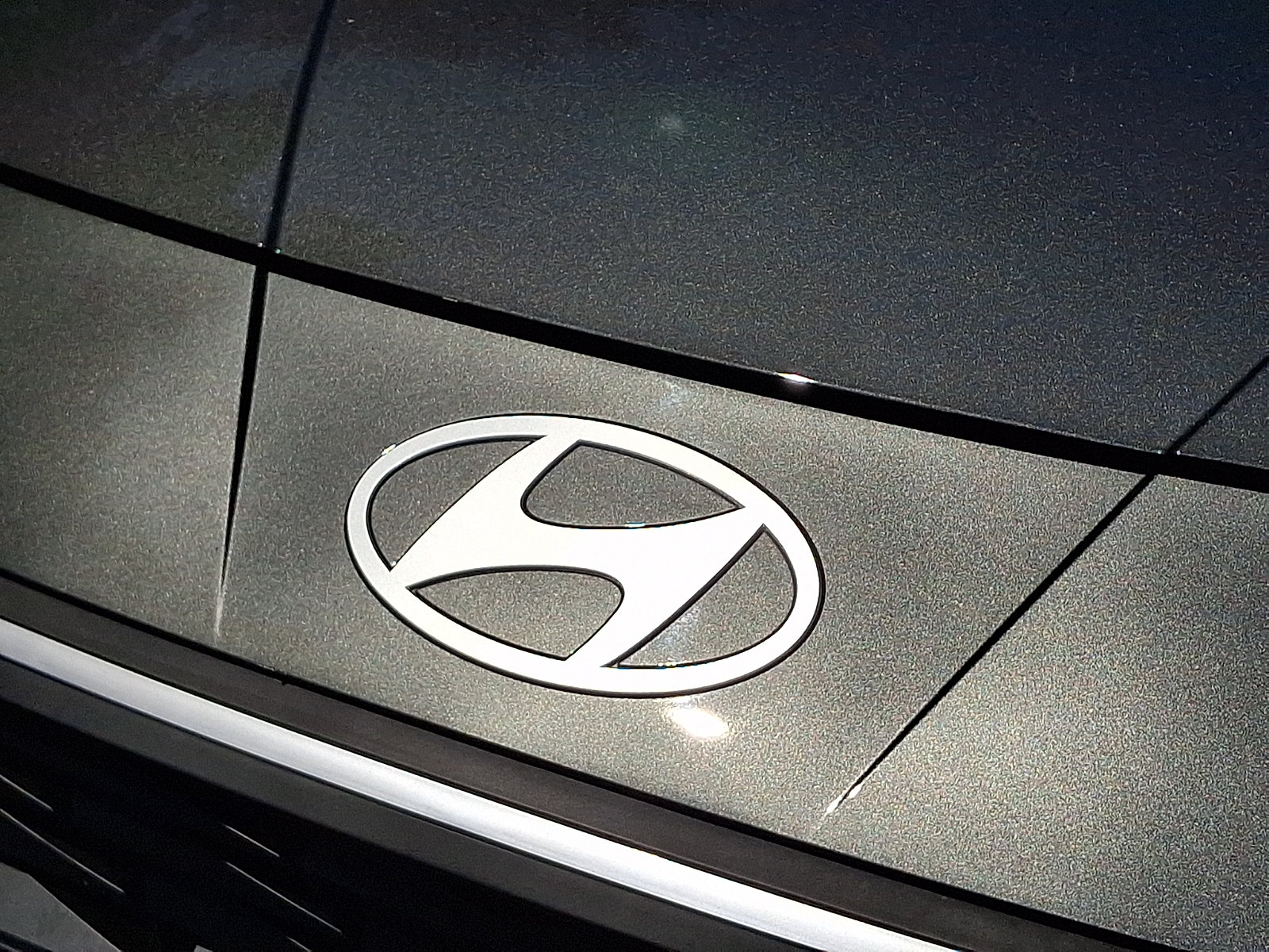 Certified 2026 Hyundai Elantra SE FWD image 30