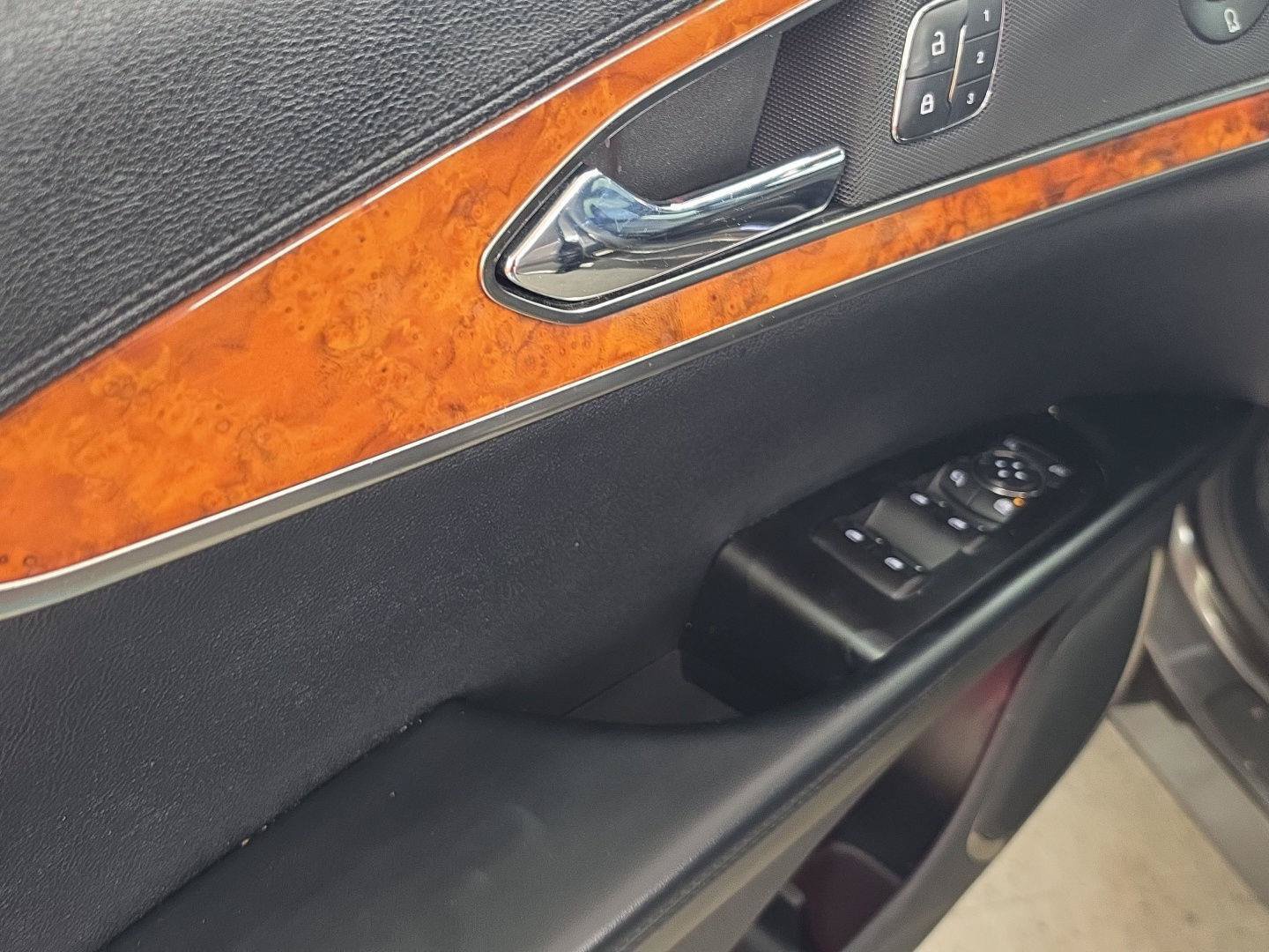 Used 2020 Lincoln Nautilus Reserve FWD image 14