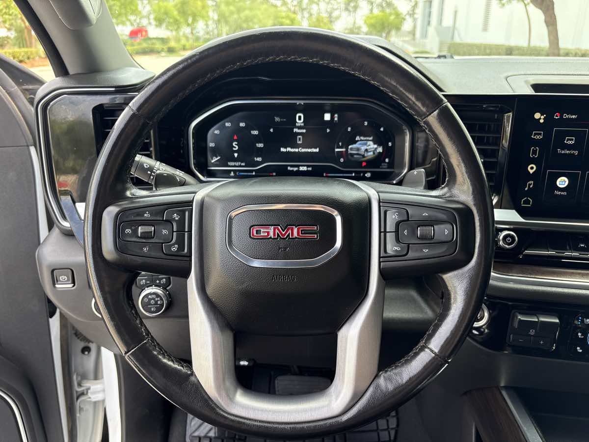 Used 2023 GMC Sierra 1500 SLT w/ SLT Premium Package AWD/4WD image 22
