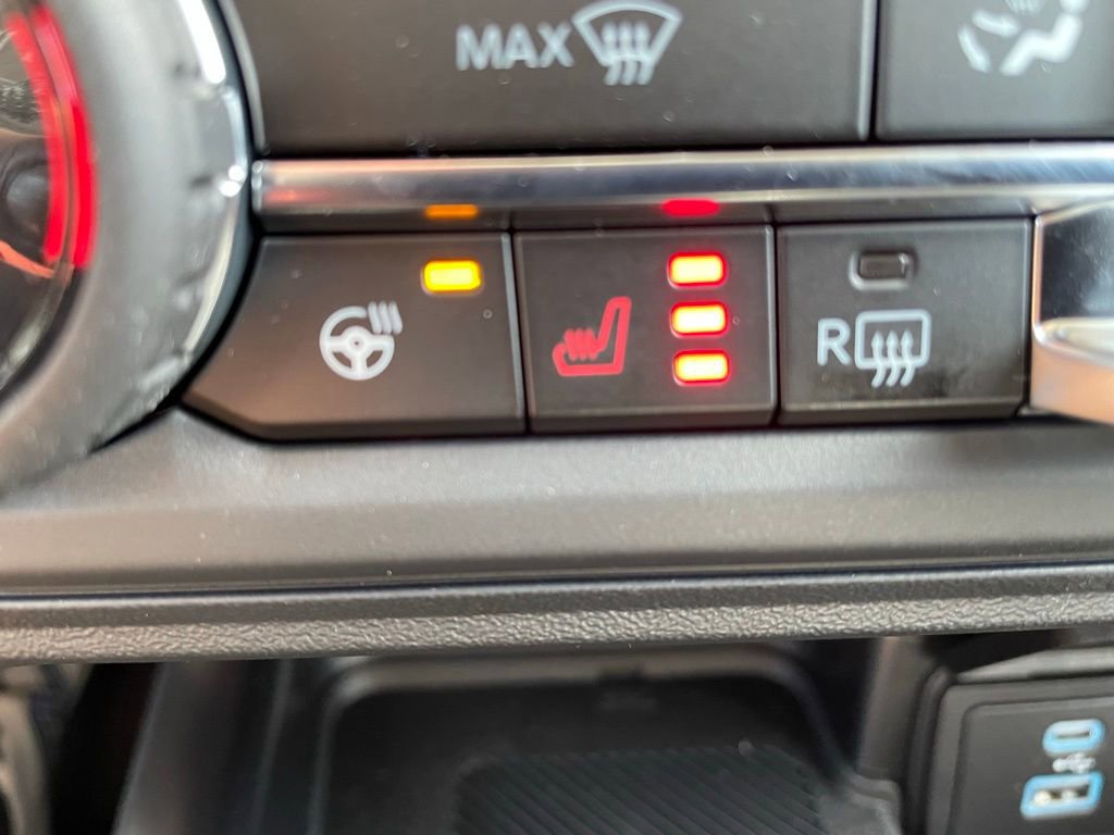 New 2025 Ford Bronco Badlands image 11