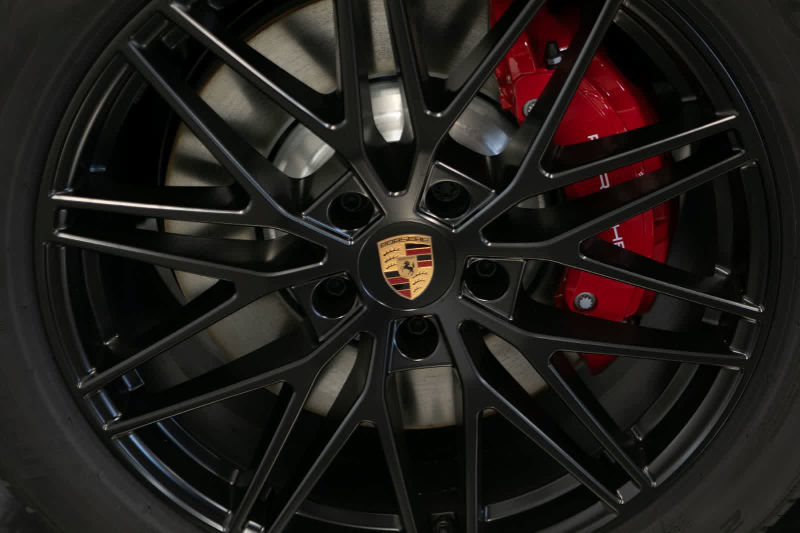 New 2026 Porsche Cayenne GTS AWD/4WD image 11