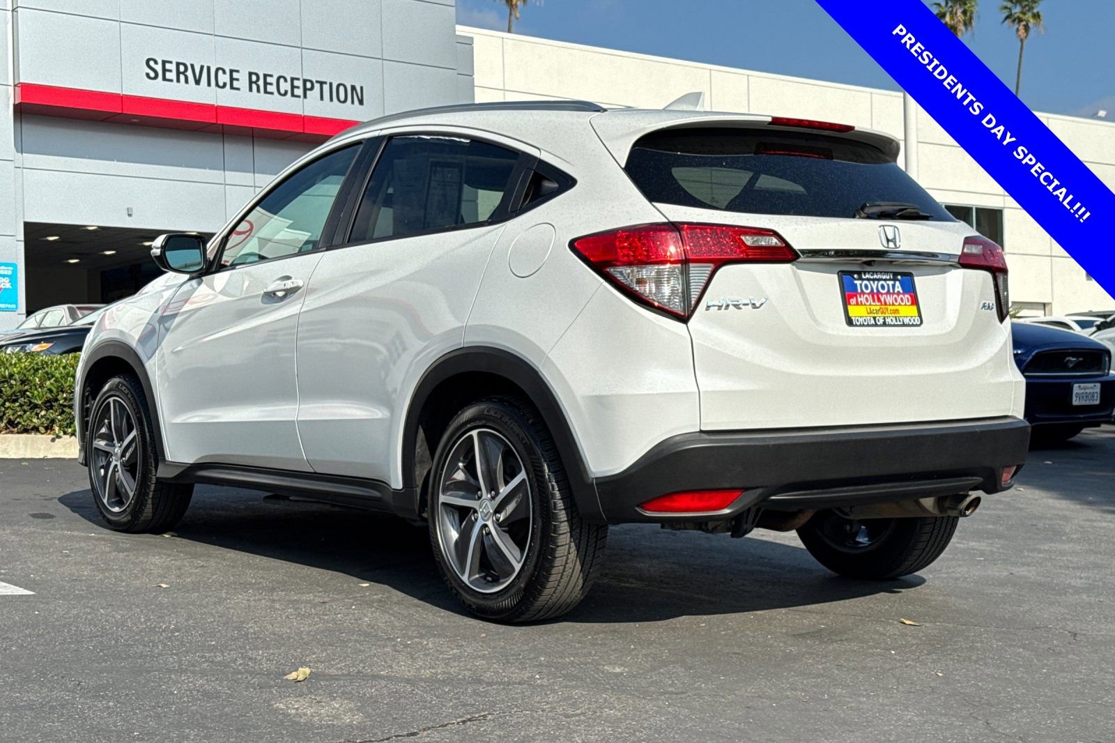 Used 2022 Honda HR-V EX image 6