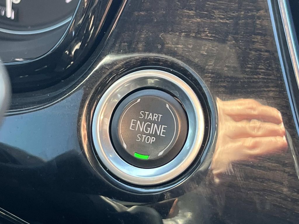 Used 2020 Cadillac XT6 Premium Luxury image 39