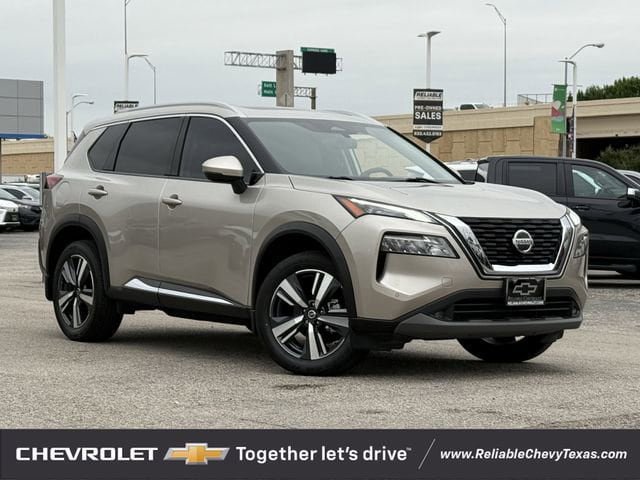 Used 2021 Nissan Rogue SL w/ Premium Package