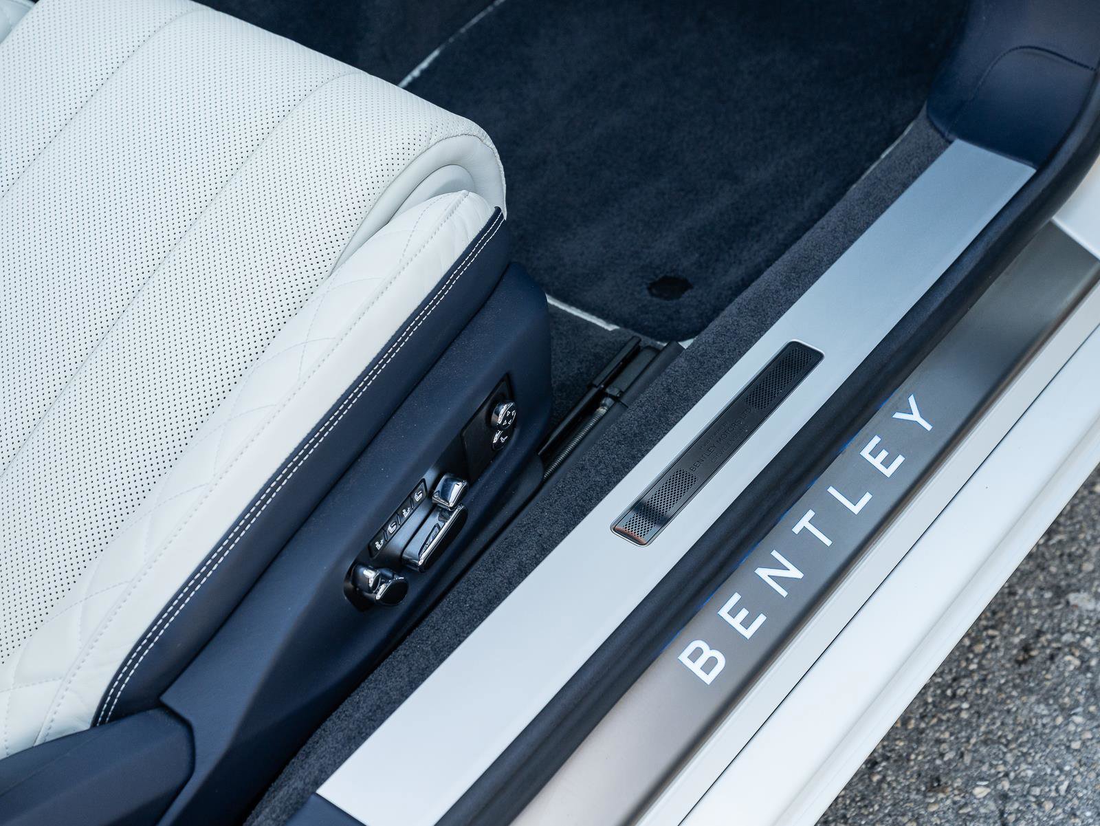 Used 2022 Bentley Continental GT image 38