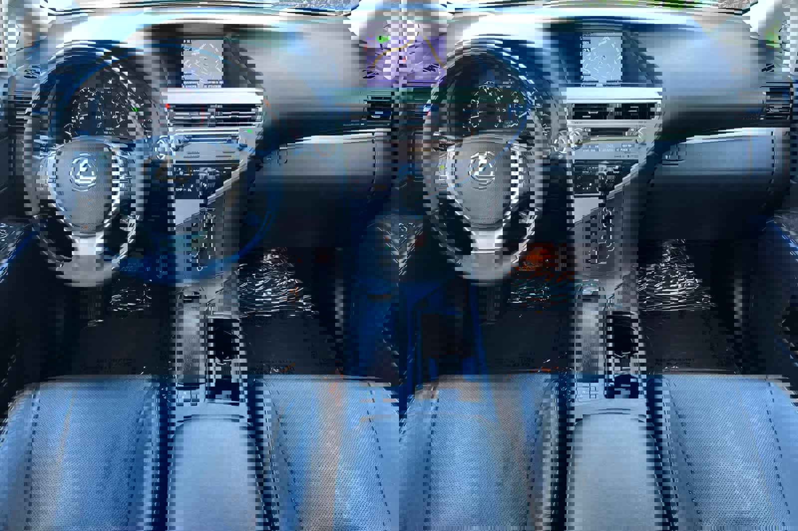 Used 2013 Lexus RX 350 FWD w/ Navigation Pkg image 3