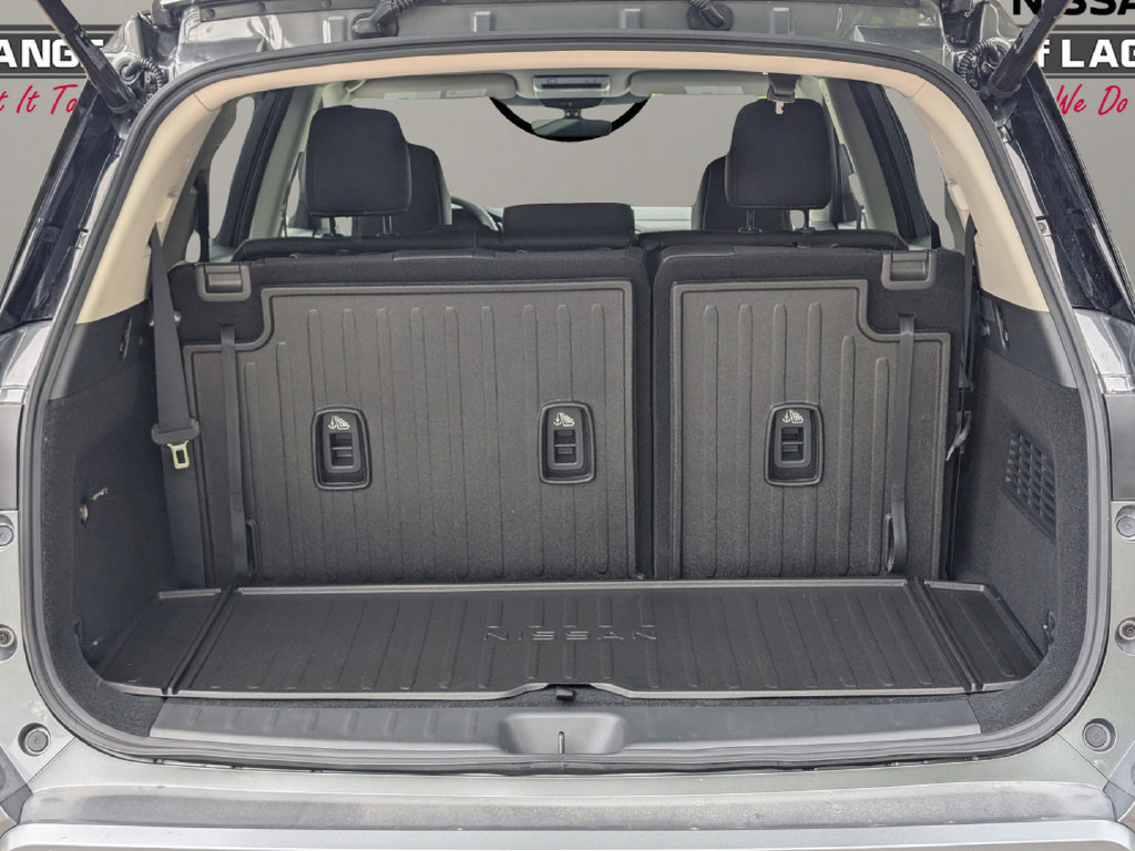New 2026 Nissan Pathfinder SL w/ Cargo Package FWD image 12