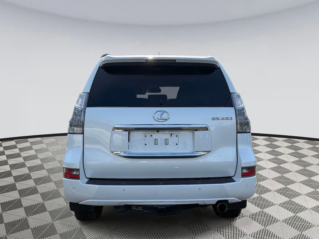 Used 2018 Lexus GX 460 Premium w/ Premium Package image 3