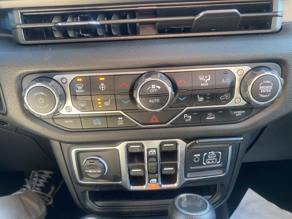 Used 2024 Jeep Wrangler Unlimited w/ Convenience Group image 26