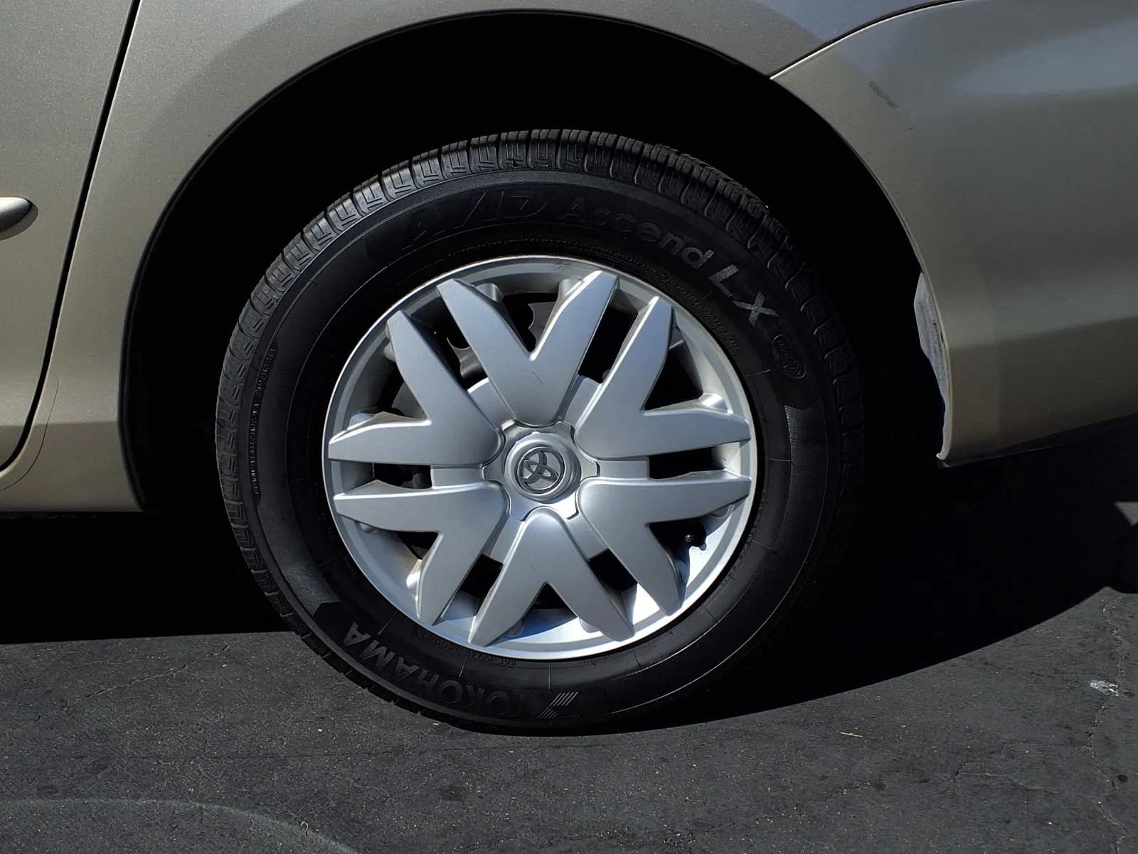Used 2005 Toyota Sienna CE FWD image 7