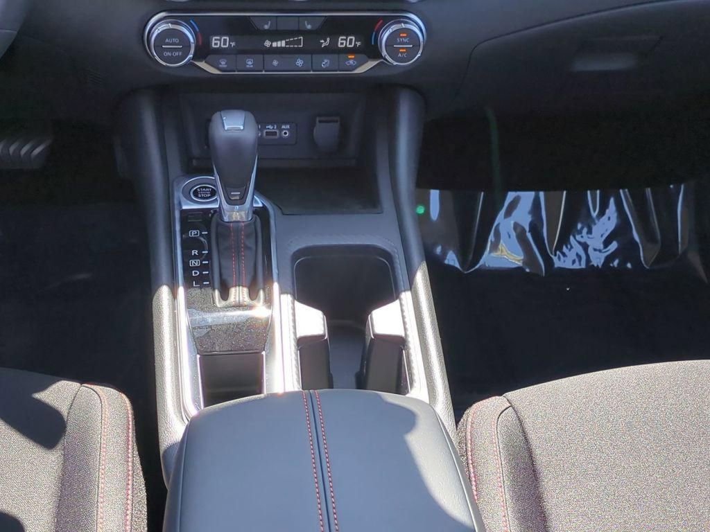 New 2025 Nissan Sentra SR w/ Midnight Edition image 13