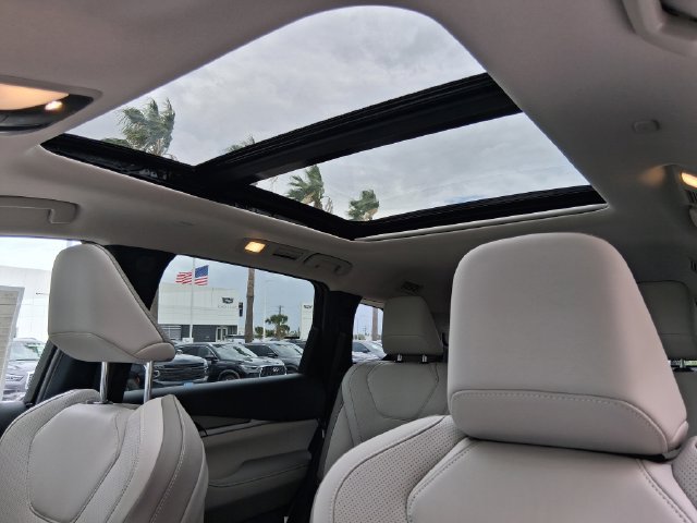 New 2027 INFINITI QX60 Luxe w/ Cargo Package FWD image 16