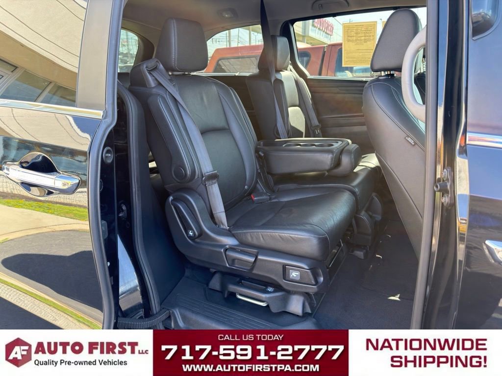 Used 2023 Honda Odyssey Touring image 11
