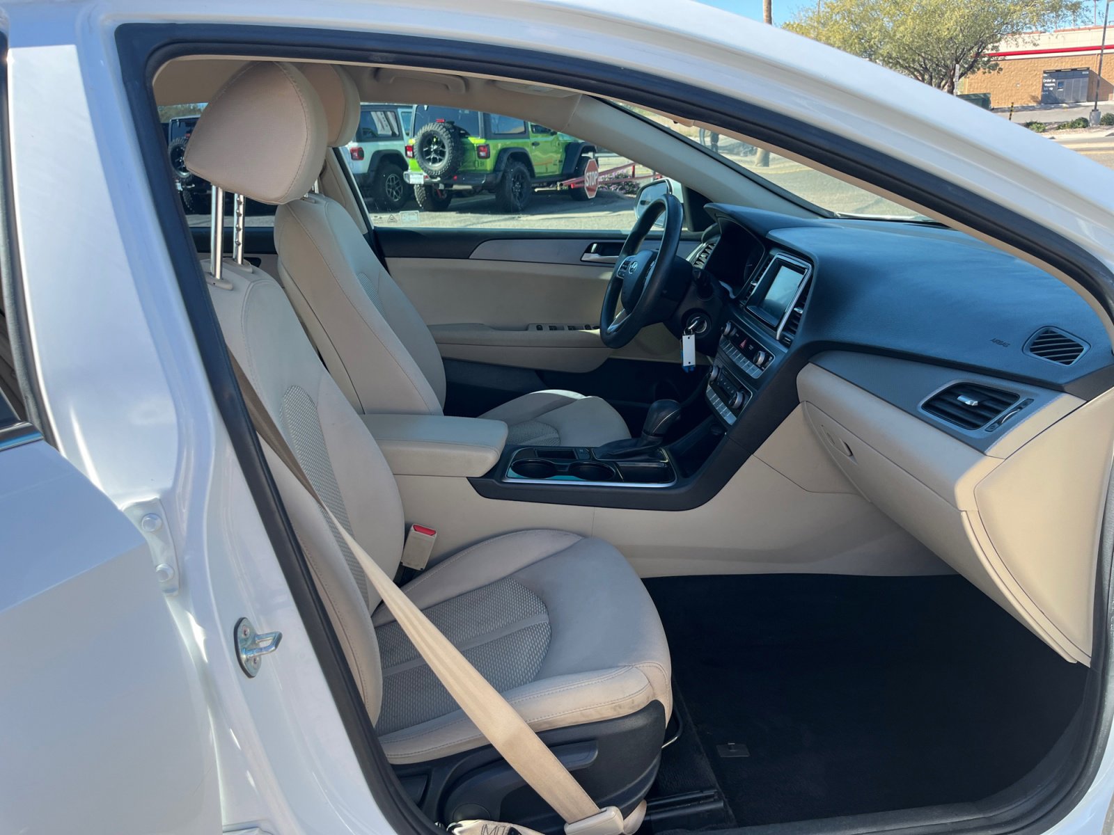 Used 2018 Hyundai Sonata SE image 19