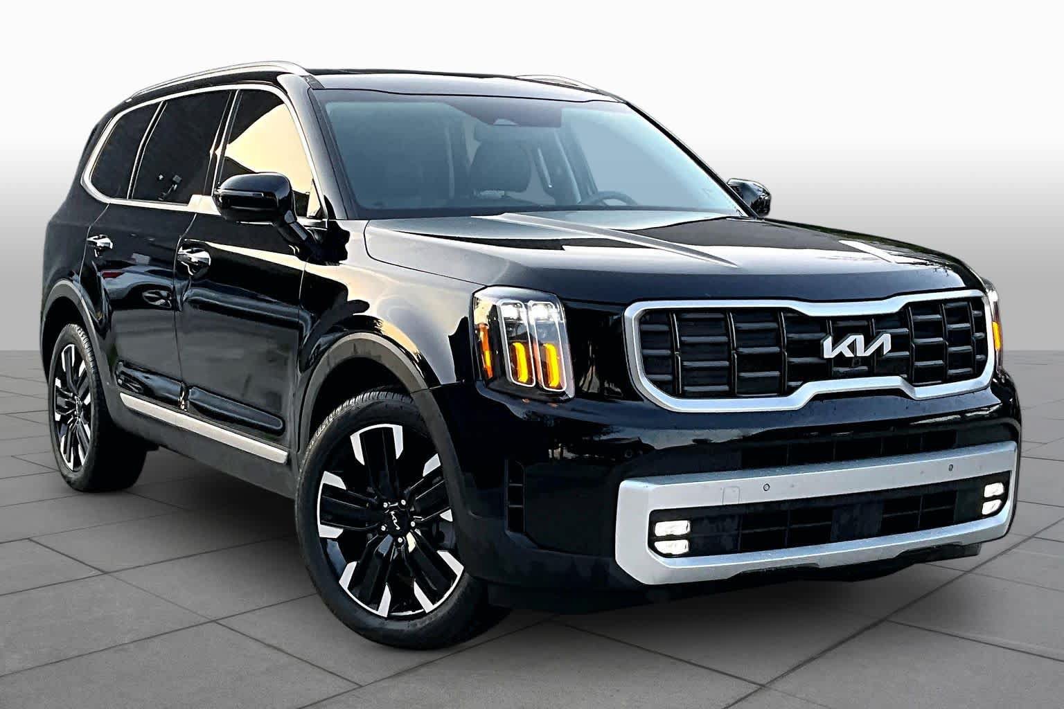 Used 2024 Kia Telluride SX FWD image 3