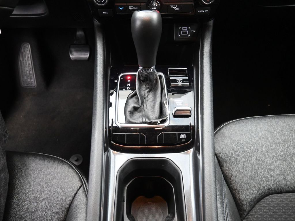 Used 2024 Jeep Compass Latitude image 9