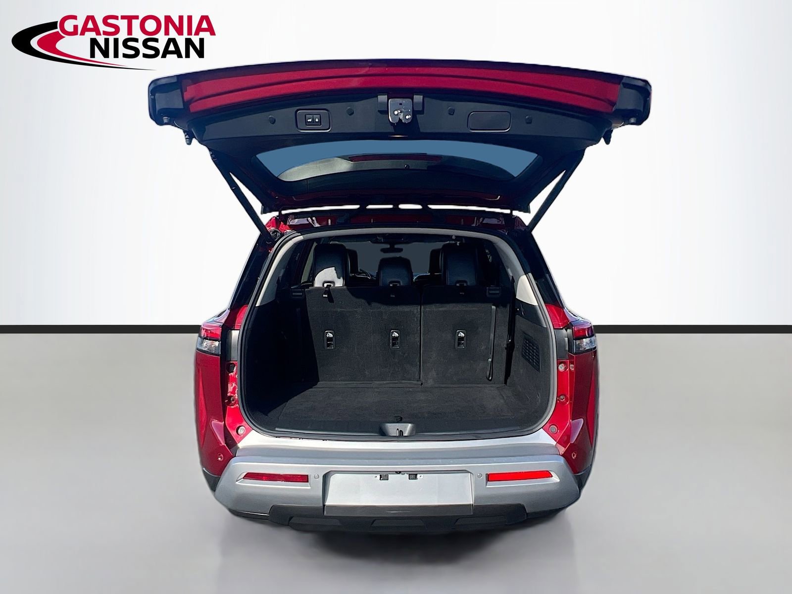 Used 2024 Nissan Pathfinder SL FWD image 36