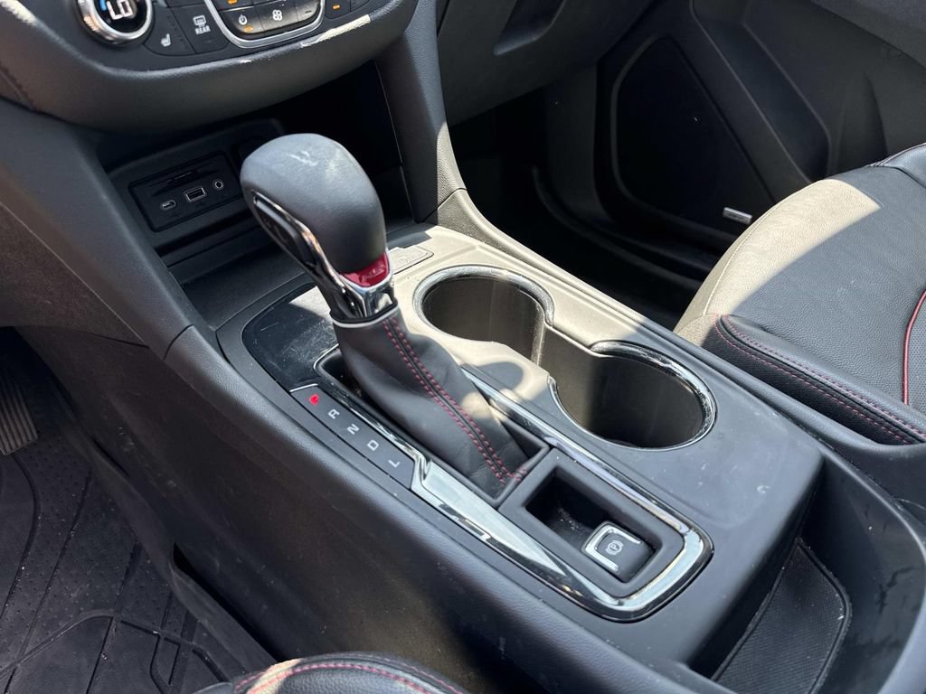 Used 2024 Chevrolet Equinox RS w/ RS Leather Package FWD image 26