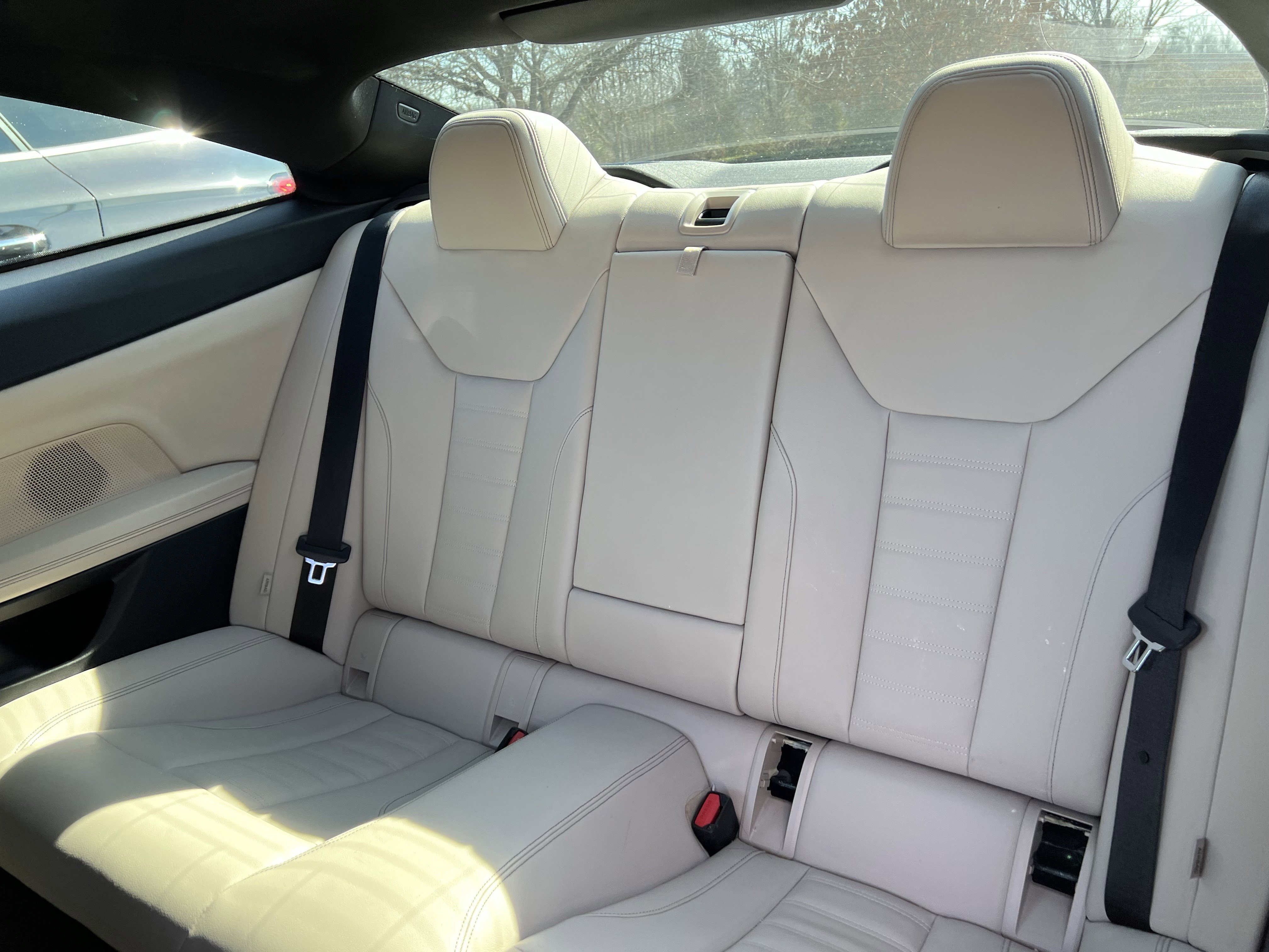 Used 2021 BMW 430i Coupe w/ Premium Package image 34