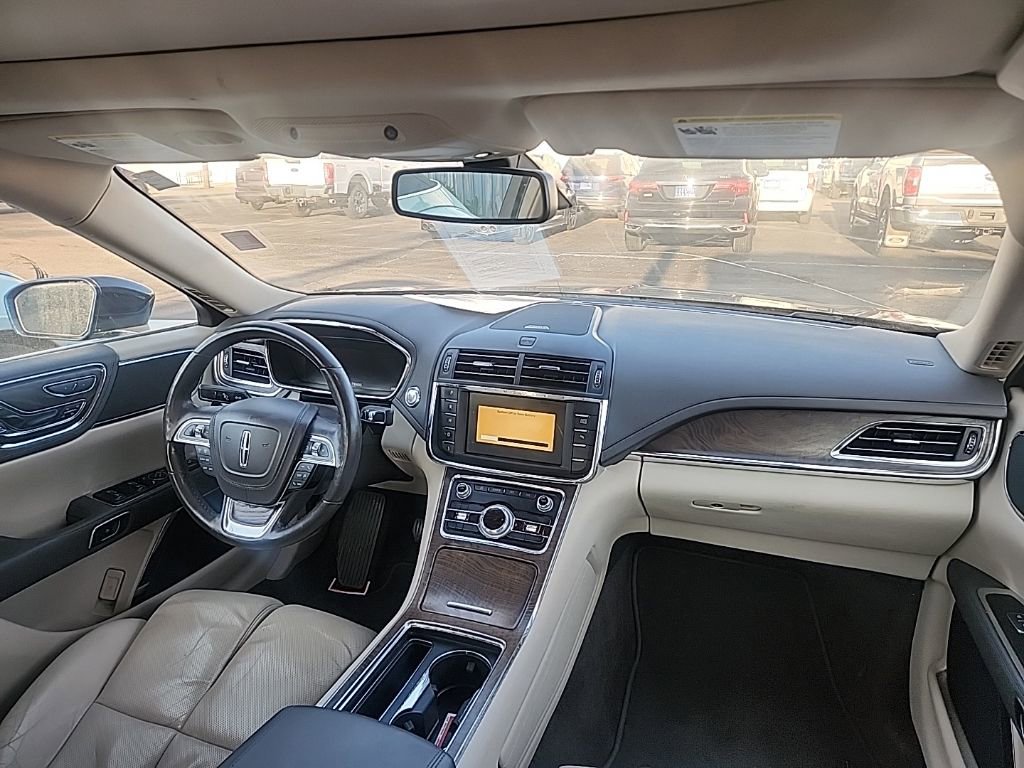Used 2017 Lincoln Continental Reserve w/ Climate Package image 12