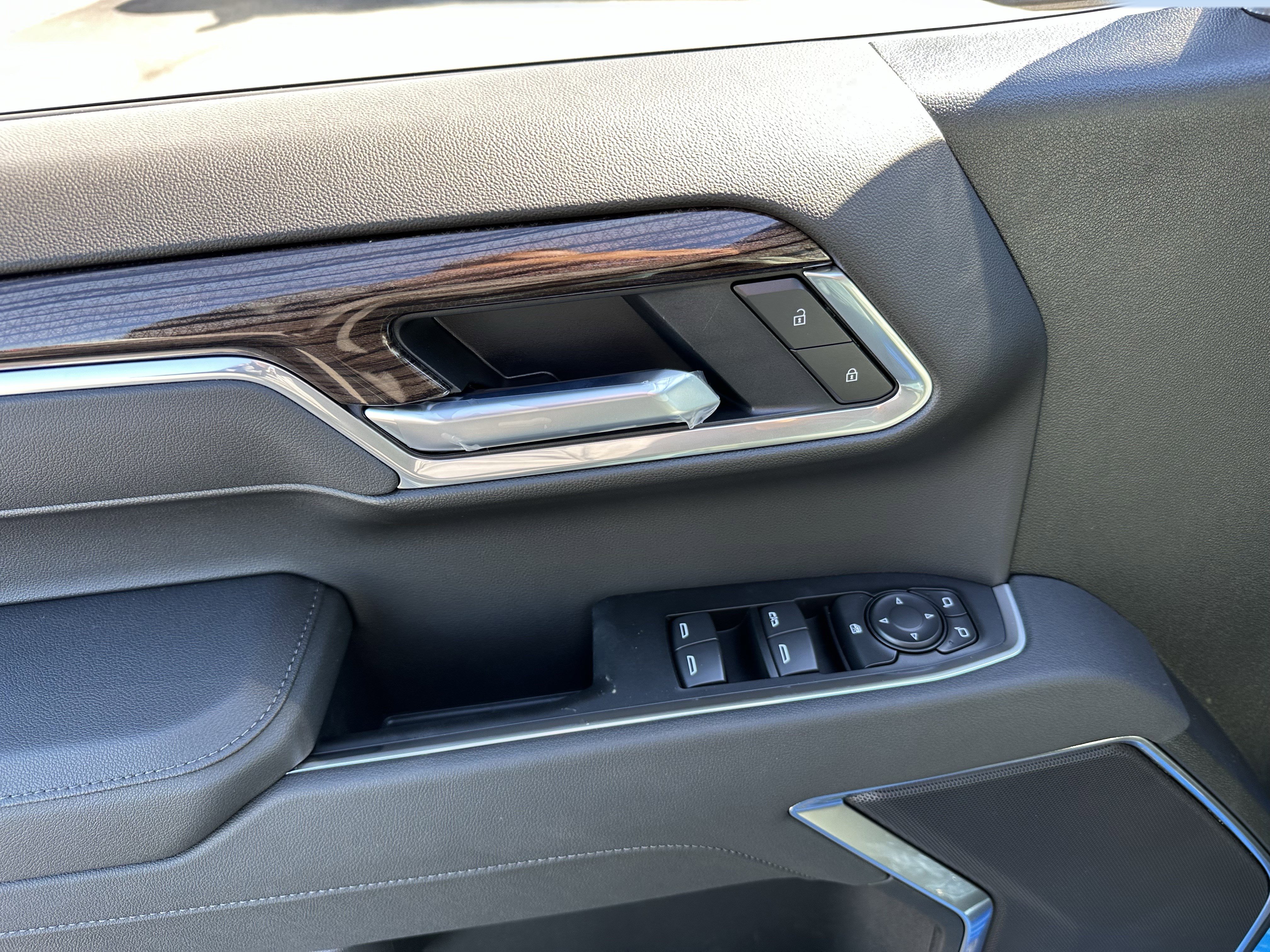 New 2026 Chevrolet Silverado 1500 LT image 9