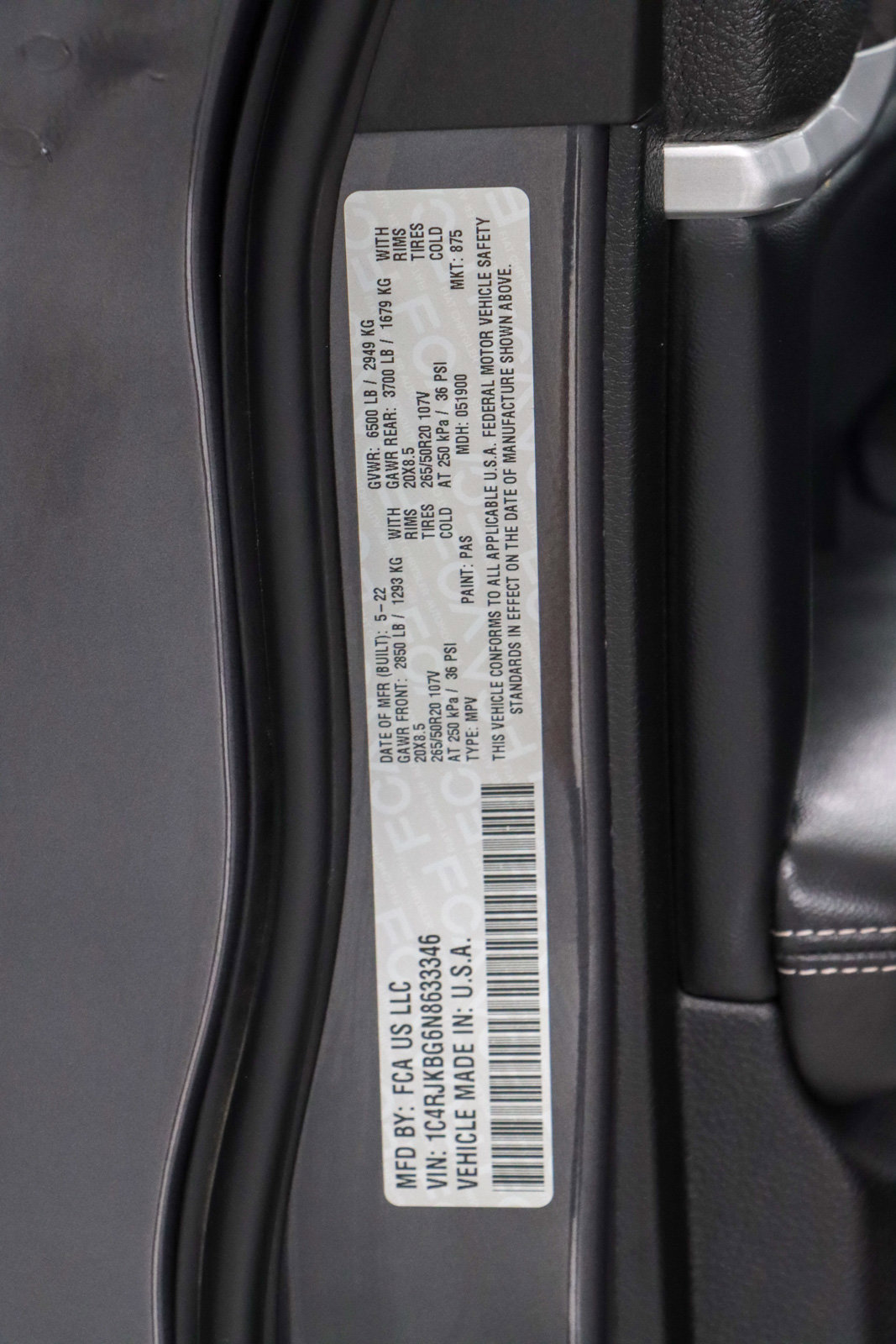 Used 2022 Jeep Grand Cherokee L Limited w/ Black Appearance Package image 34