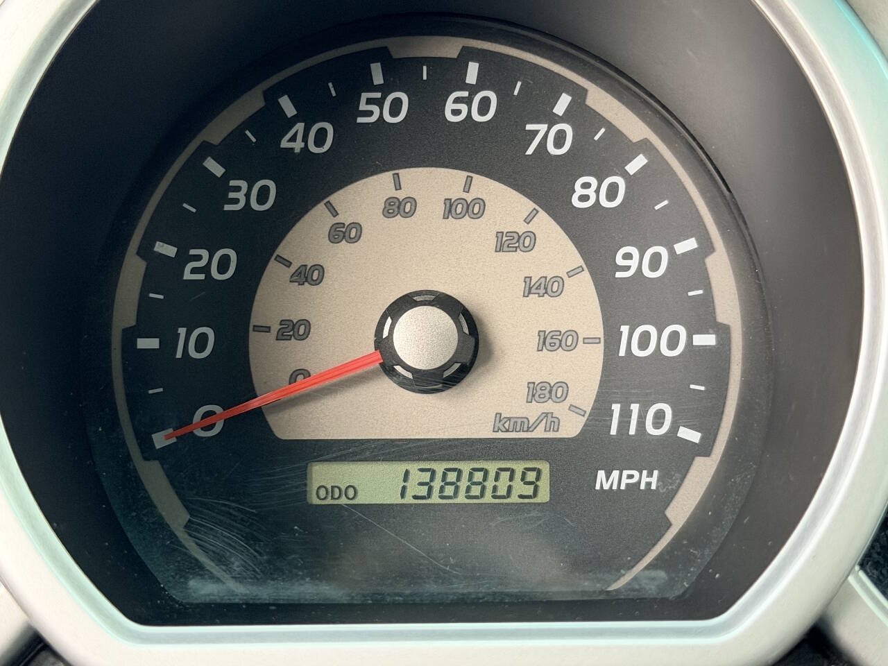 Used 2004 Toyota 4Runner SR5 AWD/4WD image 8