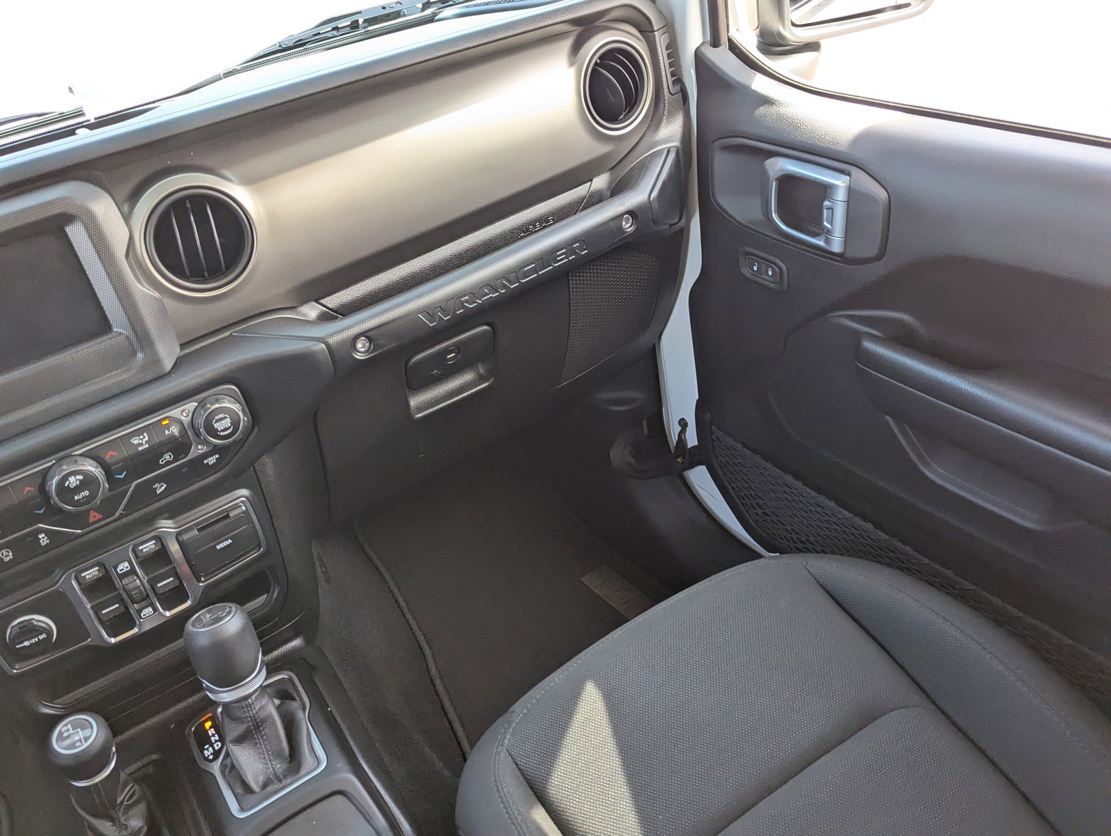 Used 2019 Jeep Wrangler Unlimited Sport S image 18