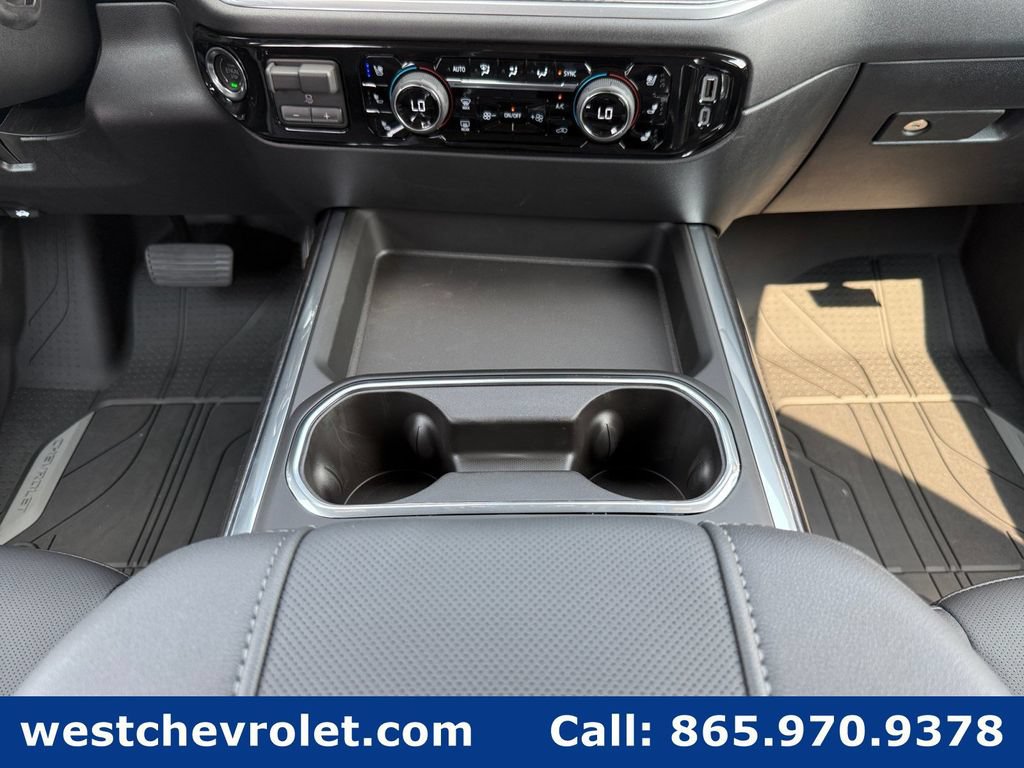 New 2026 Chevrolet Silverado 2500 LTZ w/ LTZ Convenience Package AWD/4WD image 15