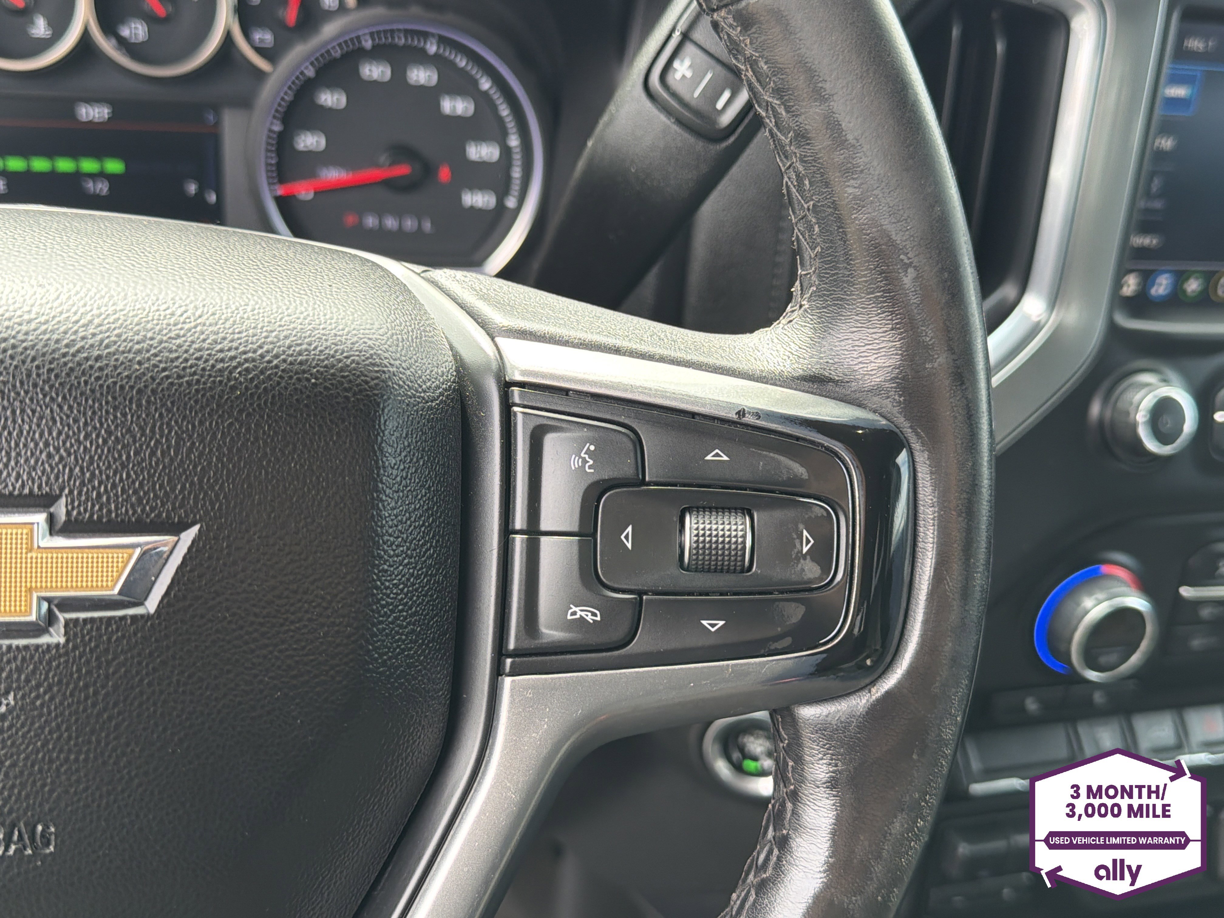 Used 2022 Chevrolet Silverado 2500 LT w/ Convenience Package AWD/4WD image 18