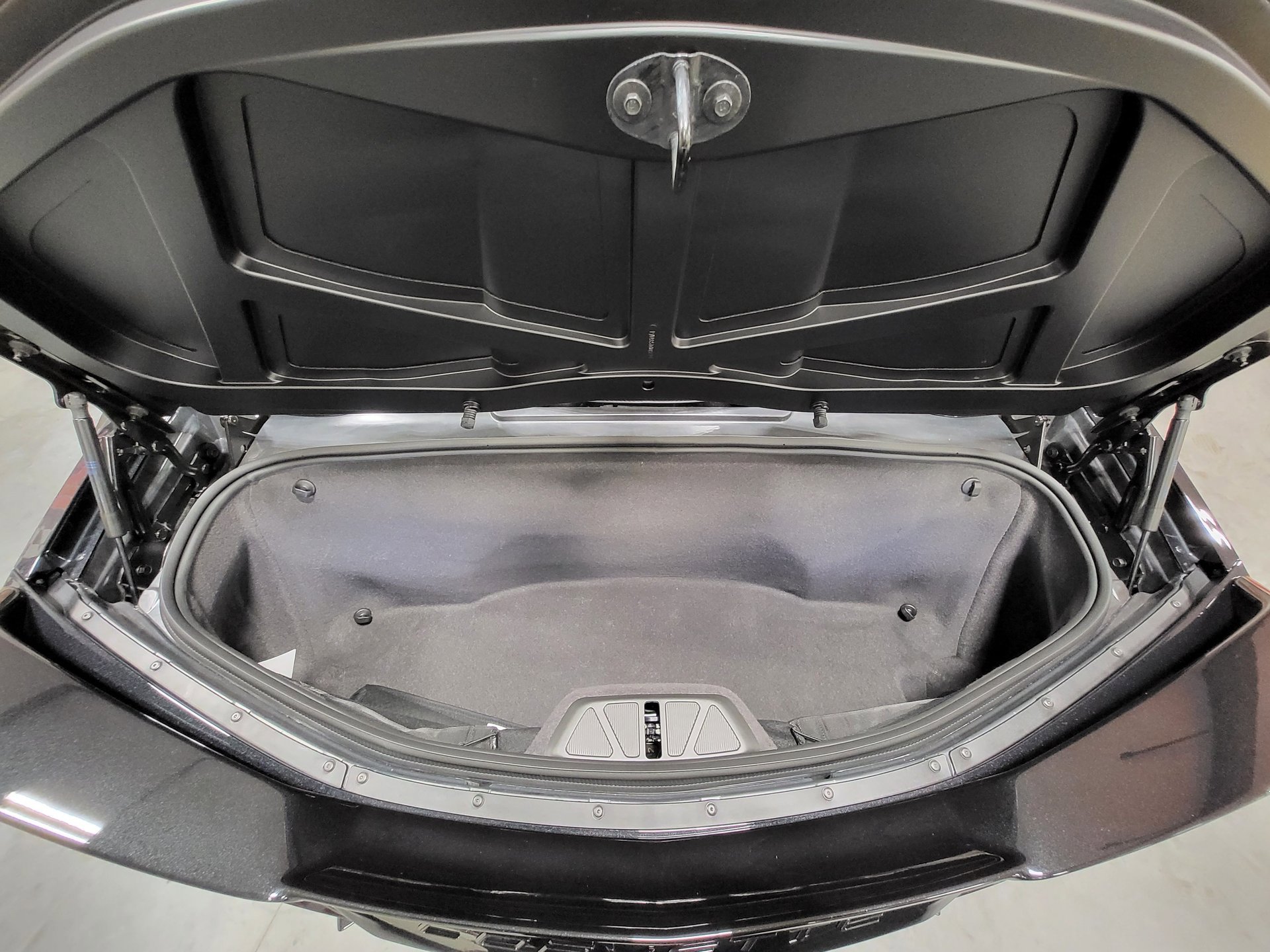 Used 2023 Chevrolet Corvette Stingray Premium Conv w/ Z51 Performance Package image 29
