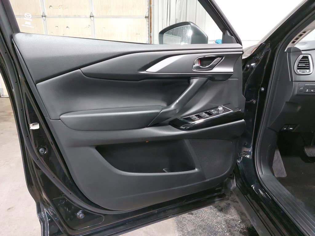 Used 2023 MAZDA CX-9 Touring Plus image 29