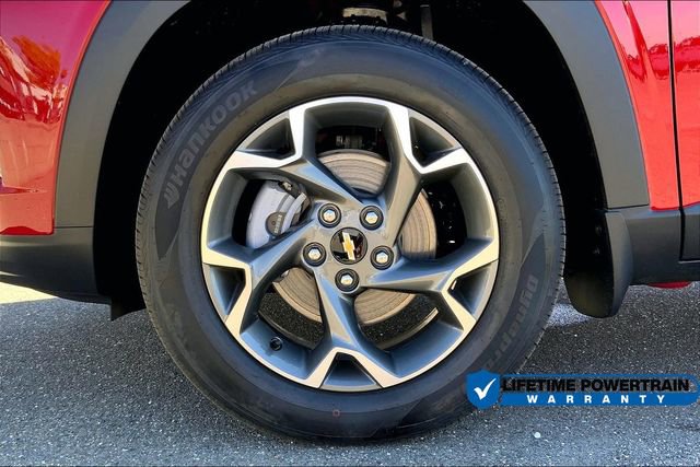 New 2026 Chevrolet Trax LT w/ Driver Confidence Package image 13