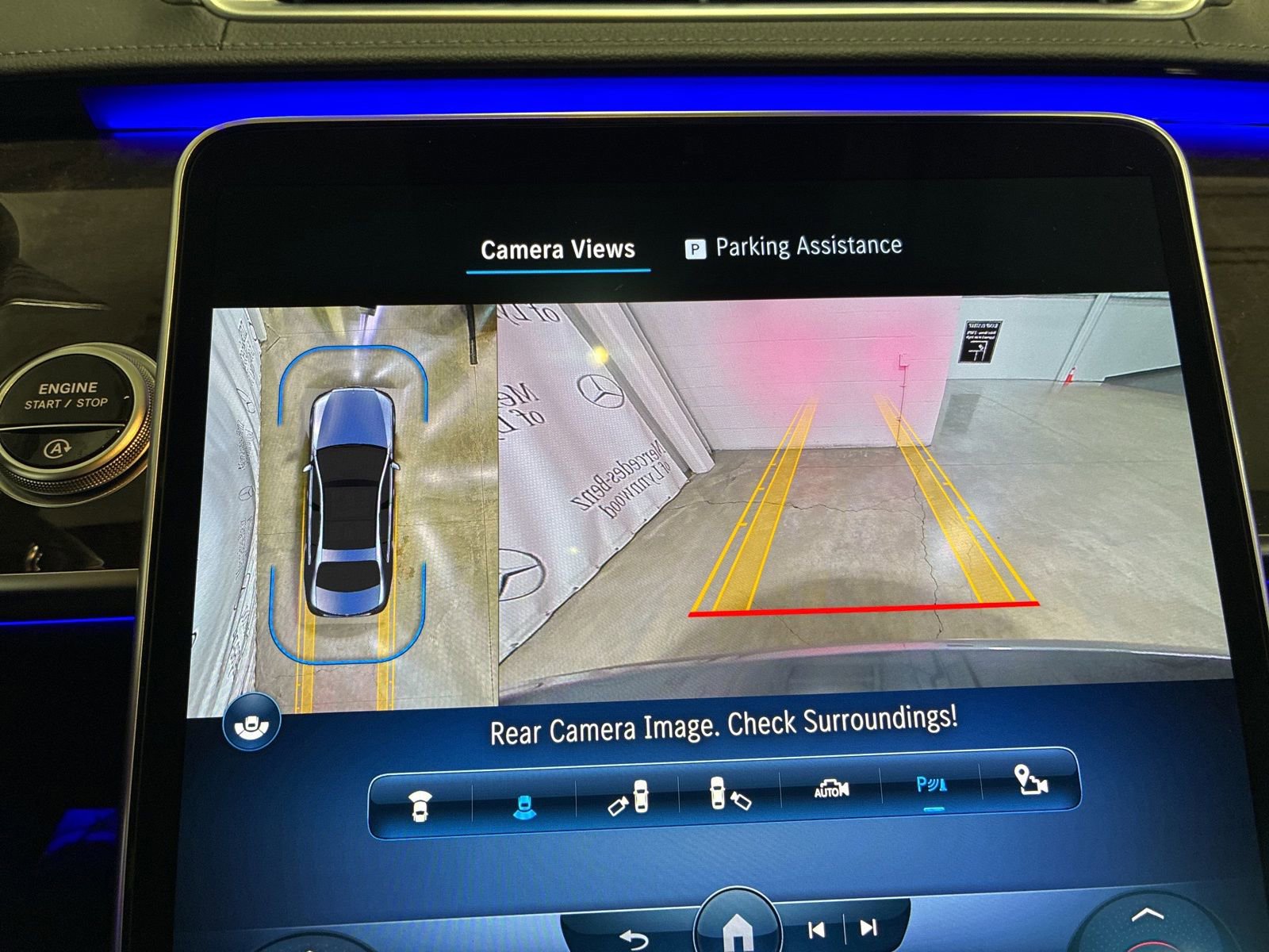 Used 2022 Mercedes-Benz S 500 4MATIC w/ AMG Line Package image 18