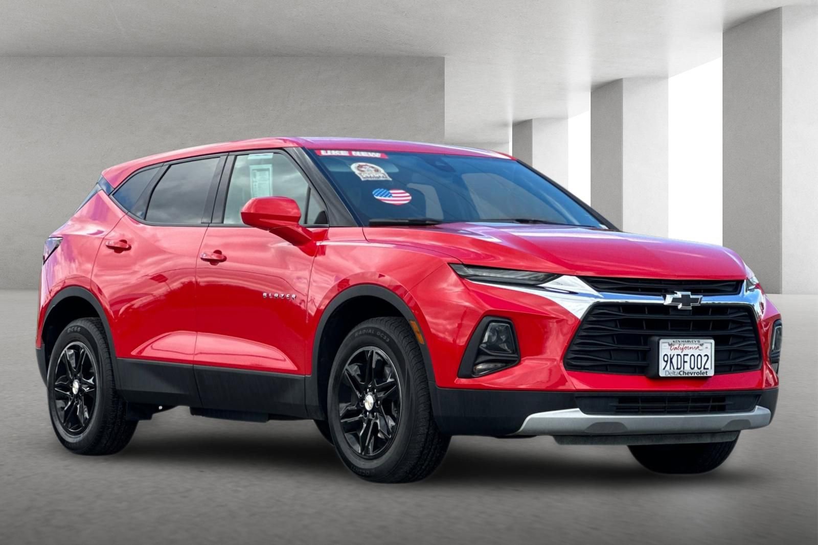 Used 2022 Chevrolet Blazer LT FWD image 2