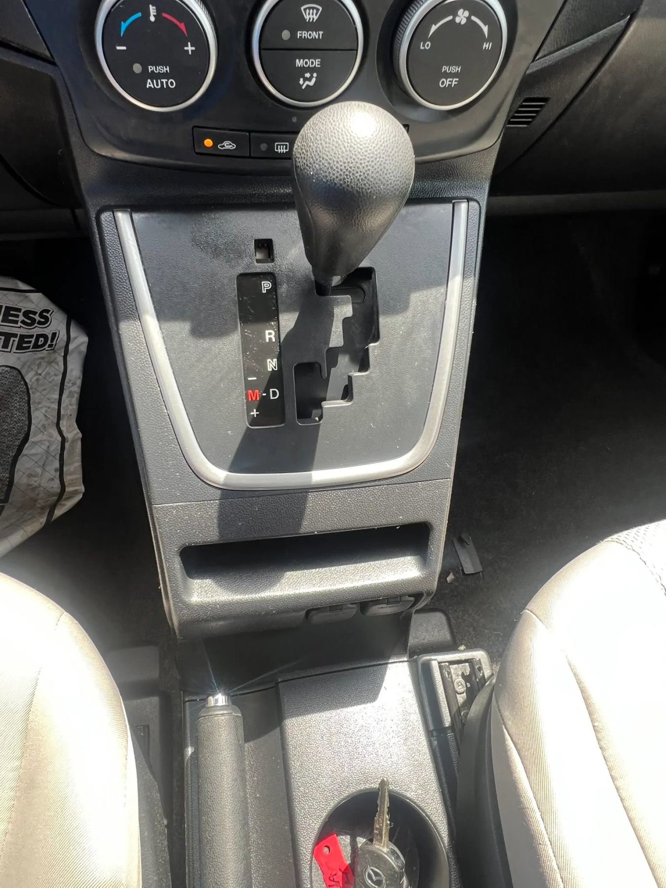 Used 2014 MAZDA MAZDA5 Sport FWD image 23