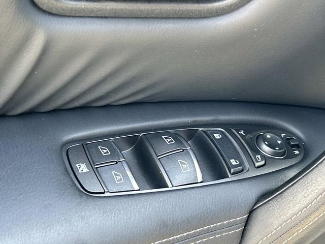 Used 2024 Nissan Armada Platinum w/ Captain's Chairs Package image 19