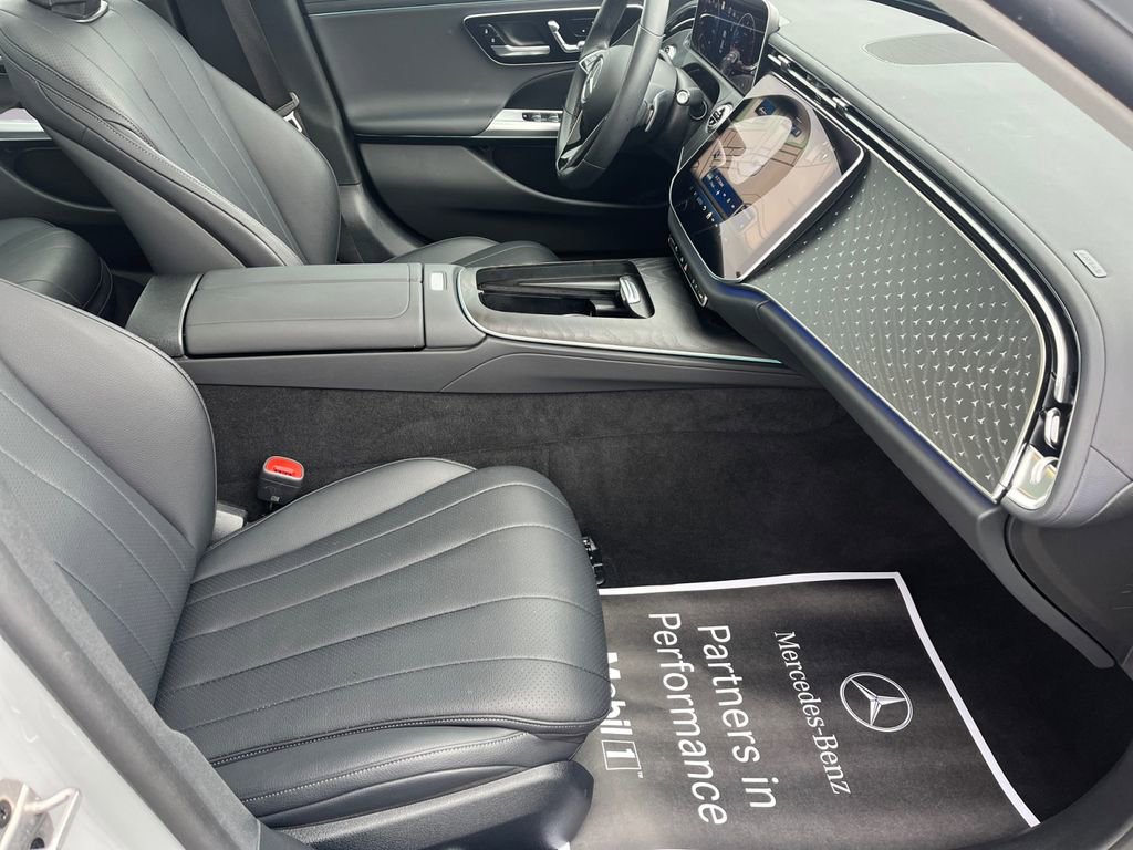 Used 2024 Mercedes-Benz E 350 4MATIC Sedan w/ Driver Assistance Package image 15