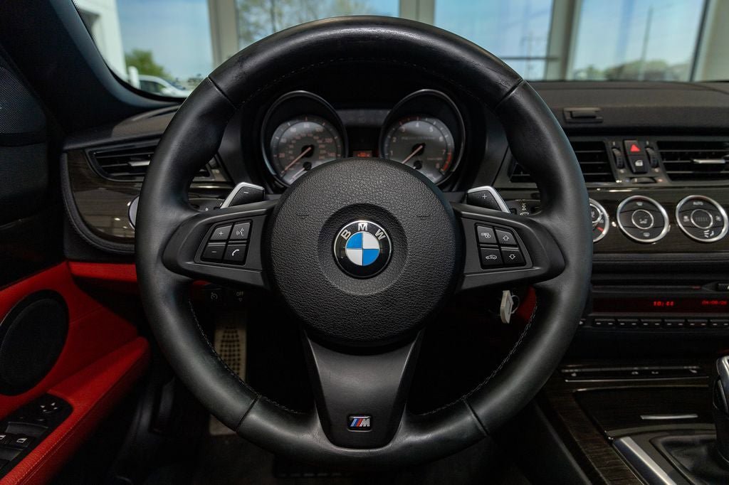 Used 2015 BMW Z4 sDrive35is image 5