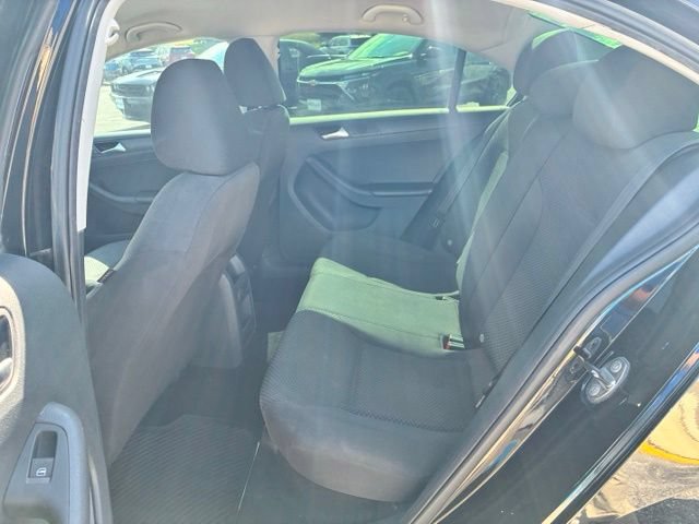 Used 2013 Volkswagen Jetta Sedan FWD image 12
