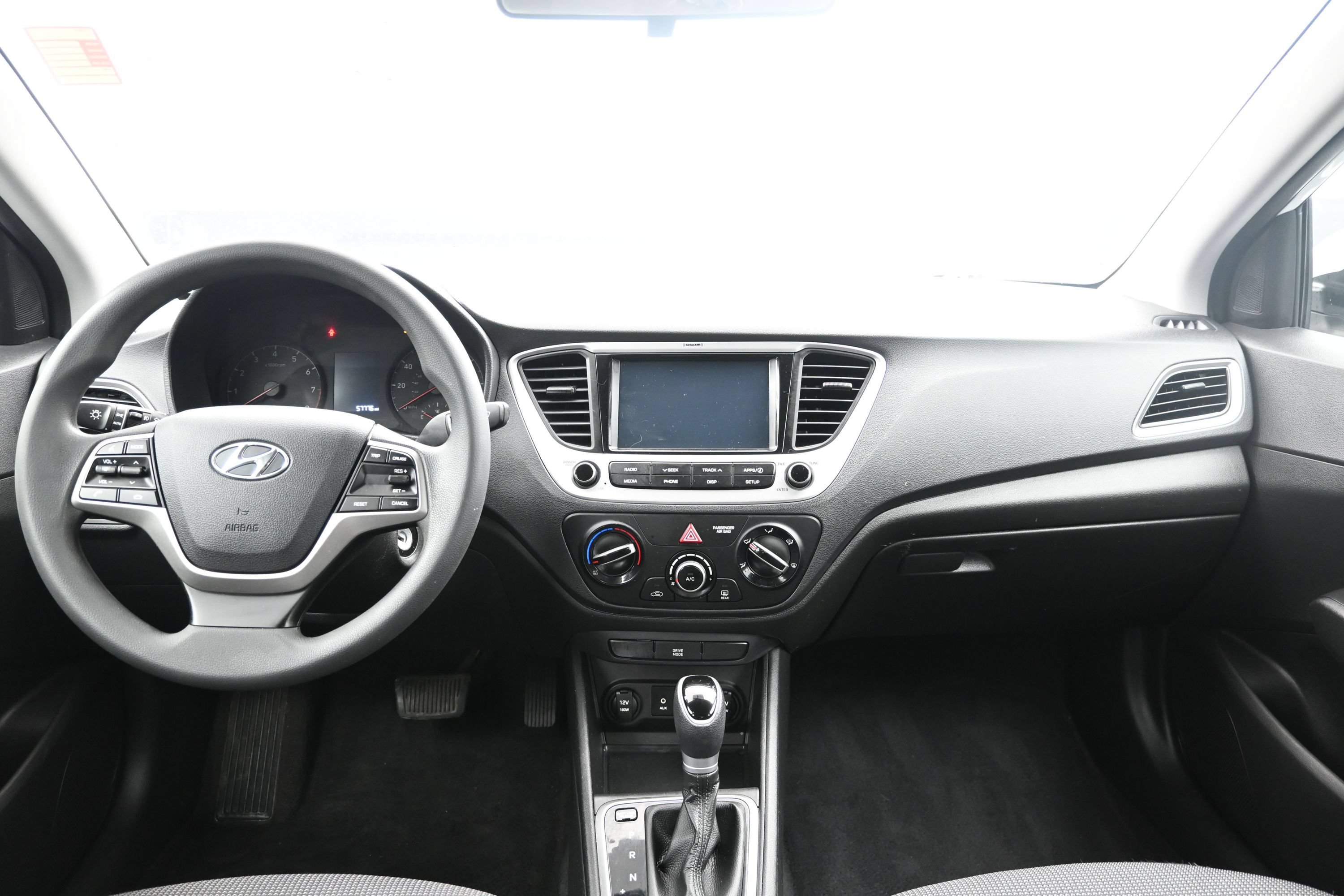 Used 2022 Hyundai Accent SEL FWD image 20